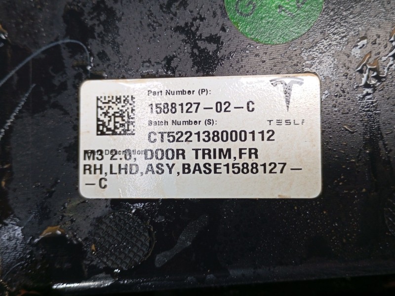 Recambio de guarnecido puerta delantera derecha para tesla model 3 (5yj3) ev awd referencia OEM IAM   
