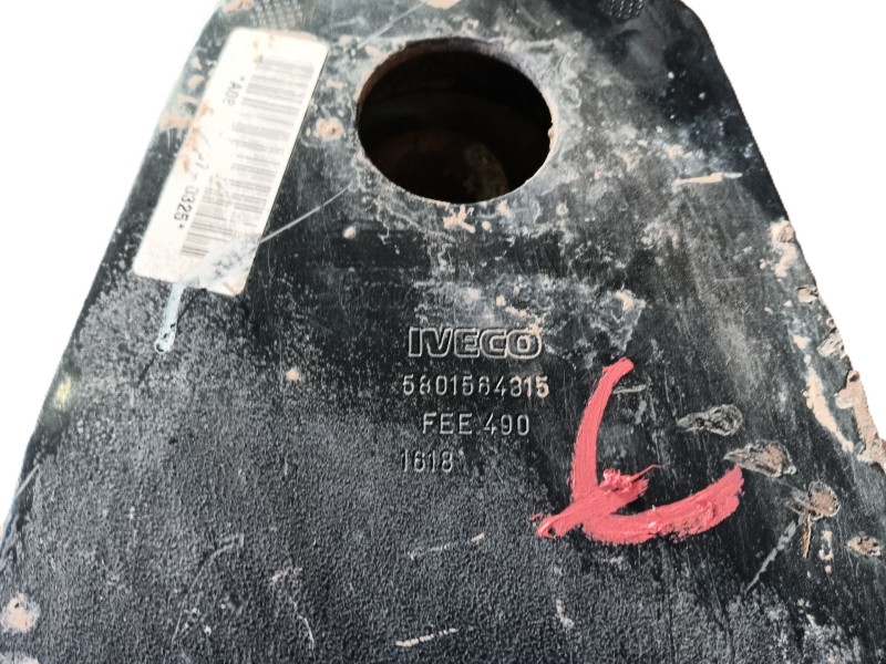 Recambio de brazo suspension inferior delantero derecho para iveco daily vi furgoneta 33s16, 35s16, 35c16, 40c16, 50c16 referenc