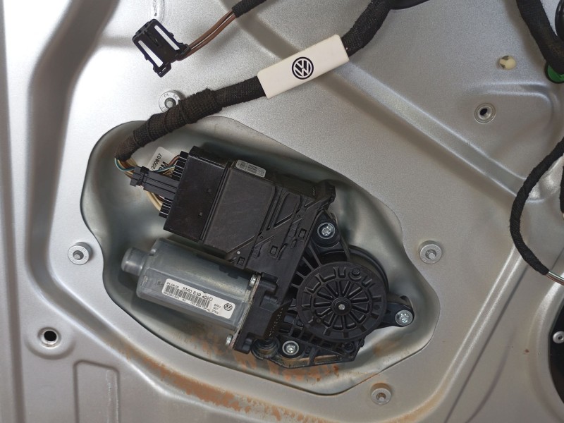 Recambio de puerta trasera derecha para volkswagen golf plus v (5m1, 521) 1.9 tdi referencia OEM IAM   