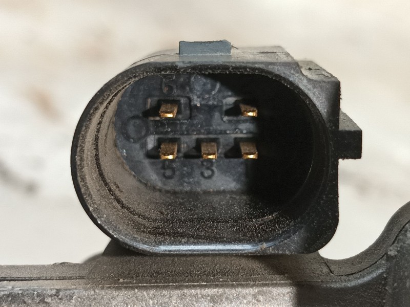 Recambio de valvula egr para volkswagen golf vii lim. (5g1) advance bluemotion referencia OEM IAM   