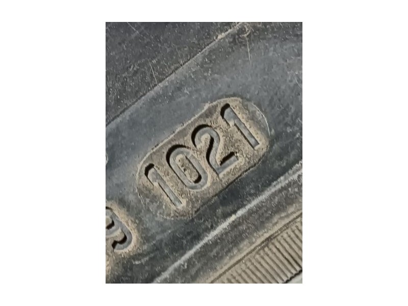 Recambio de neumatico para » otros... modelos referencia OEM IAM 235/55 R19 105W 2 PIRELLI