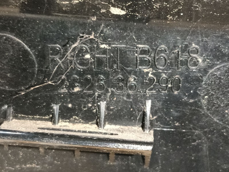 Recambio de retrovisor derecho para citroën c3 iii (sx) 1.2 vti 82 referencia OEM IAM 98128562XT  