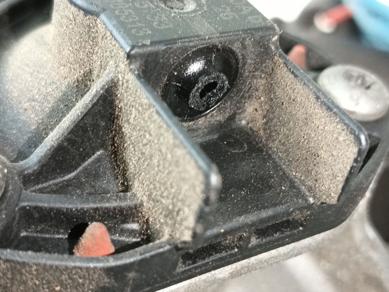 Recambio de turbocompresor para ford fiesta (ccn) trend referencia OEM IAM 2082181 CM5G6K682HB 