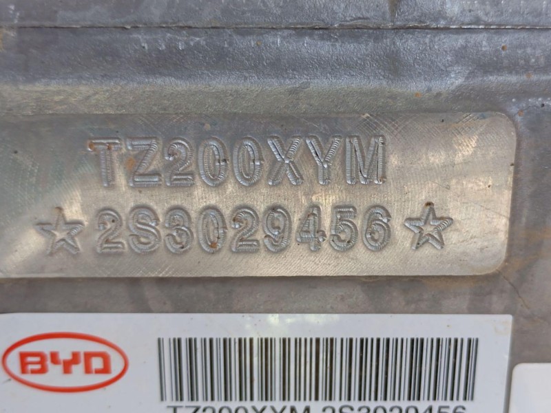 Recambio de motor completo para byd seal u referencia OEM IAM  TZ200XYM 