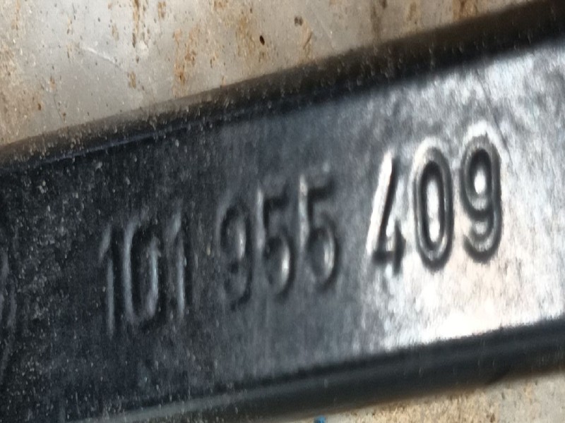 Recambio de brazo limpia delantero izquierdo para volkswagen golf v (1k1) 1.9 tdi 4motion referencia OEM IAM   