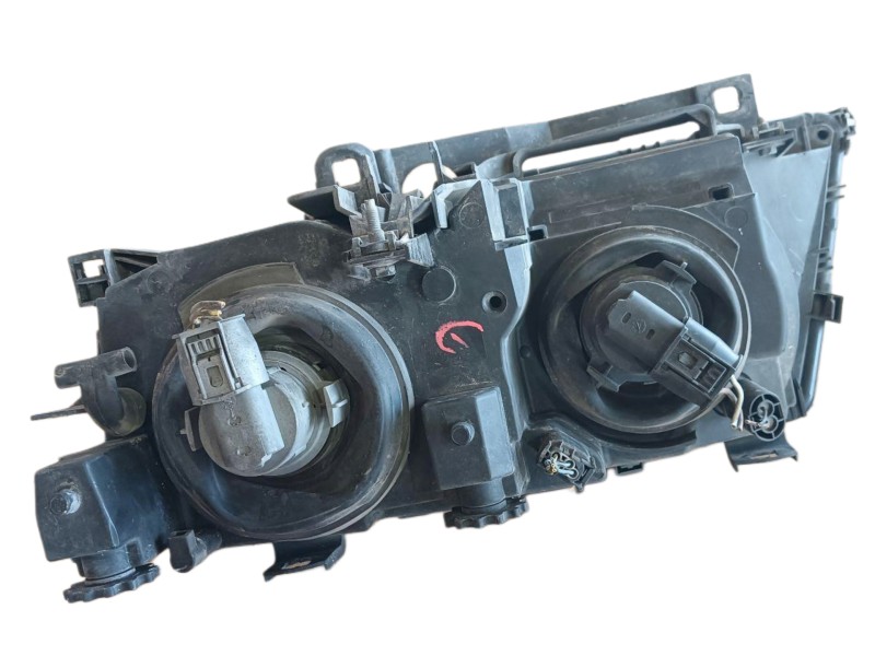Recambio de faro derecho para bmw 3 (e46) 323 i referencia OEM IAM 63127165770  