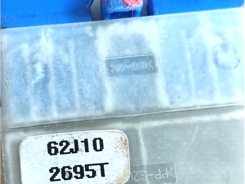 Recambio de mando elevalunas delantero izquierdo para suzuki swift iii (mz, ez) 1.3 ddis (rs 413d) referencia OEM IAM  62J002645