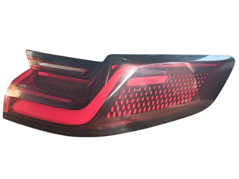 Recambio de piloto trasero derecho para byd seal u referencia OEM IAM   