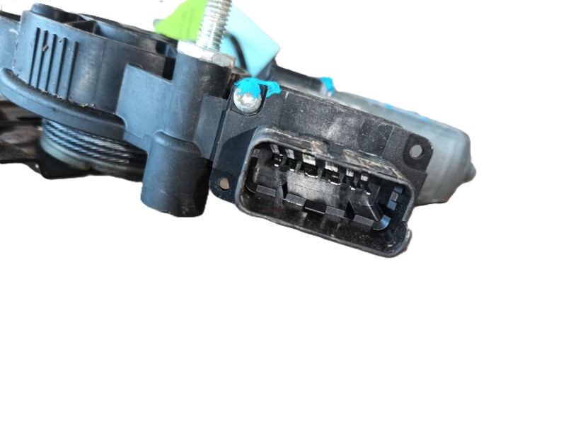 Recambio de elevalunas delantero izquierdo para fiat ducato caja/chasis (250_) 150 multijet 2,3 d referencia OEM IAM   