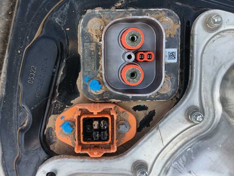 Recambio de bateria para tesla model y (5yjy) ev a las 4 ruedas referencia OEM IAM   