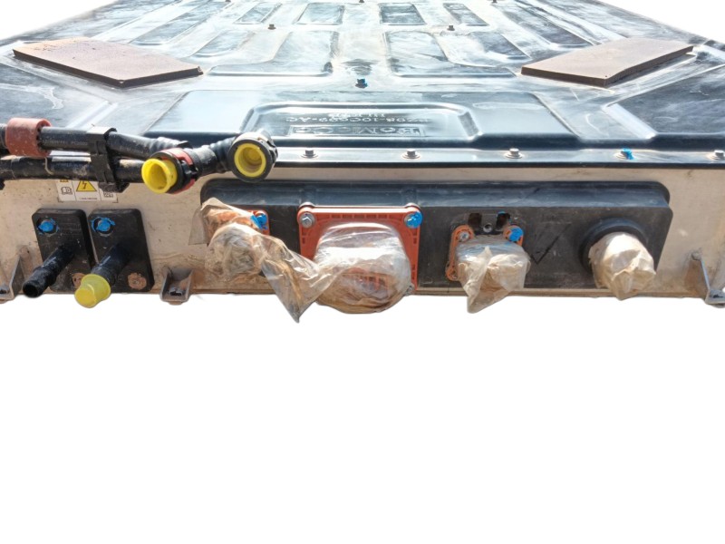 Recambio de bateria para ford mustang mach-e (cgw) ev 4x4 referencia OEM IAM 2825872  