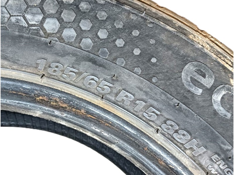 Recambio de neumatico para » otros... modelos referencia OEM IAM 185/65 R15 88H 2 KUMHO