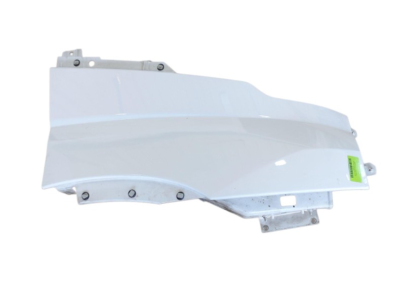 Recambio de aleta delantera derecha para iveco daily vi furgoneta 33s16, 35s16, 35c16, 40c16, 50c16 referencia OEM IAM   