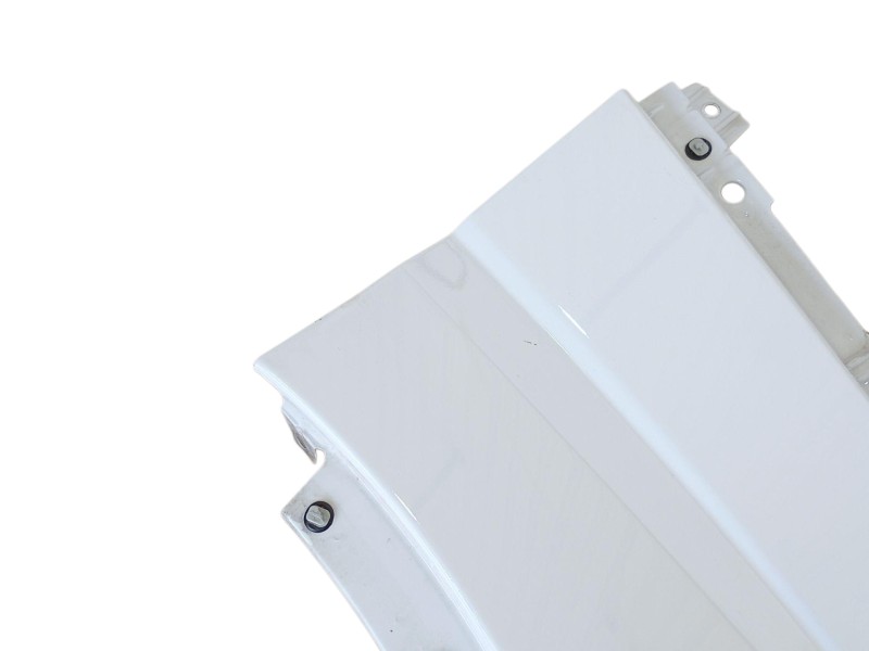 Recambio de aleta delantera derecha para iveco daily vi furgoneta 33s16, 35s16, 35c16, 40c16, 50c16 referencia OEM IAM   