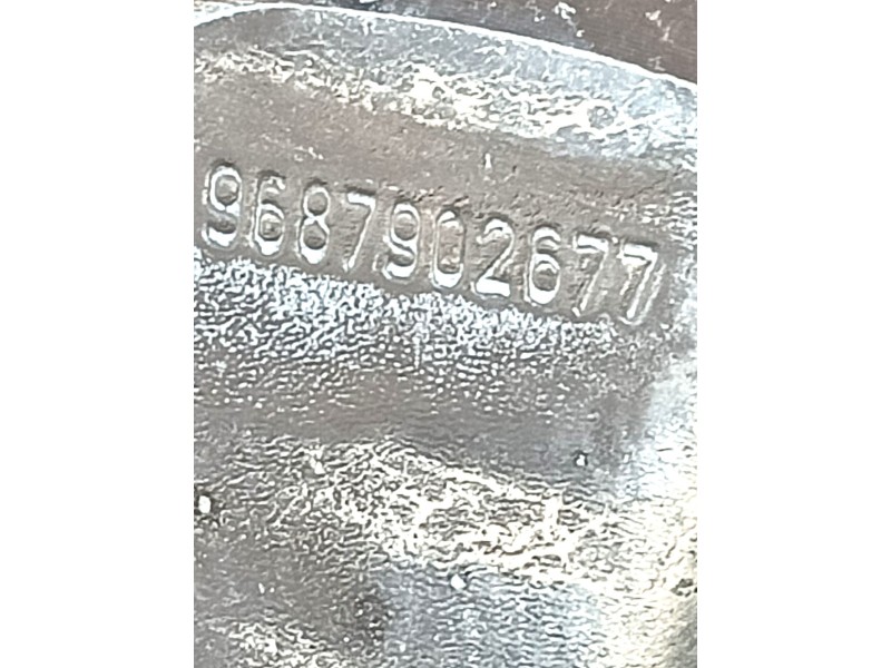 Recambio de llanta para citroën ds5 2.0 hdi 165 referencia OEM IAM 96879026ZV ET27 8Jx18