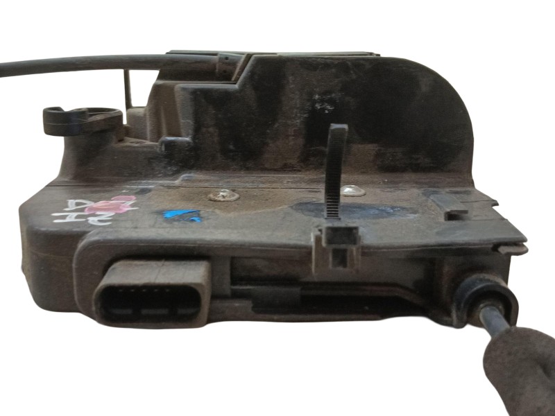 Recambio de cerradura puerta delantera izquierda para iveco daily vi furgoneta 33s16, 35s16, 35c16, 40c16, 50c16 referencia OEM 