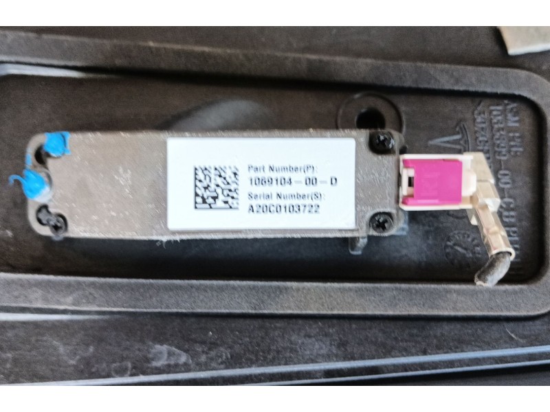 Recambio de moldura para tesla model s (5yjs) referencia OEM IAM   