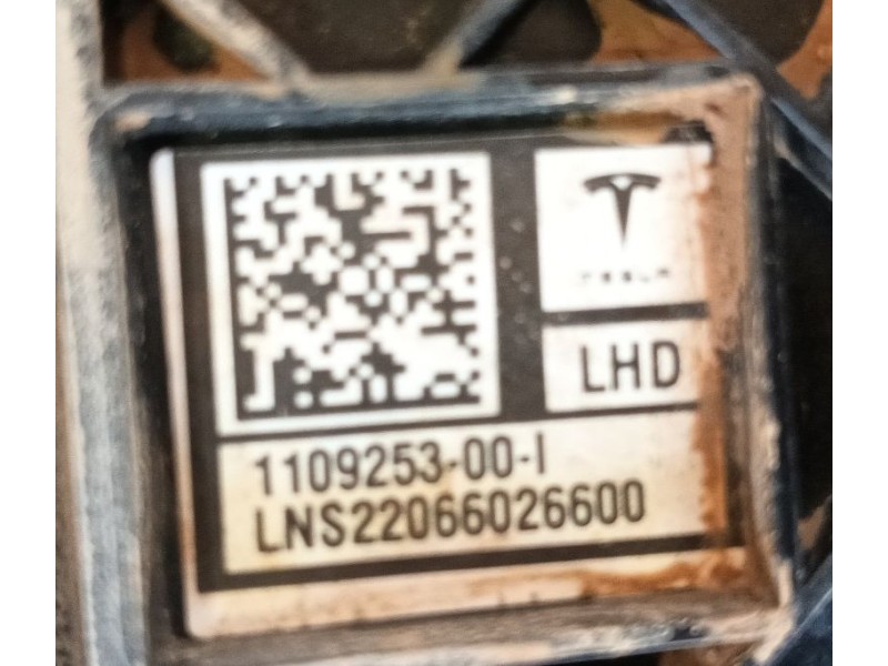 Recambio de moldura para tesla model 3 (5yj3) ev awd referencia OEM IAM   