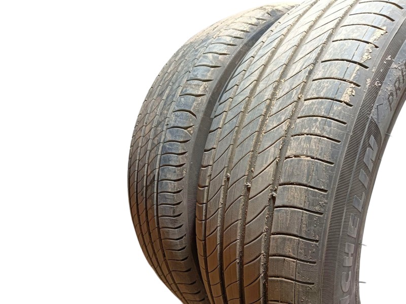 Recambio de neumatico para » otros... modelos referencia OEM IAM 215/65 R17 103V 2 MICHELIN