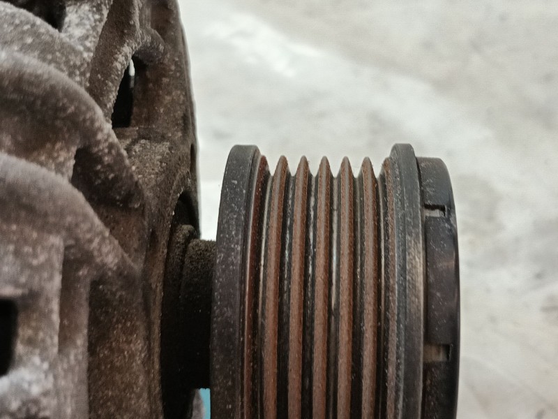 Recambio de alternador para renault clio iii (br0/1, cr0/1) 1.5 dci (br17, cr17) referencia OEM IAM   