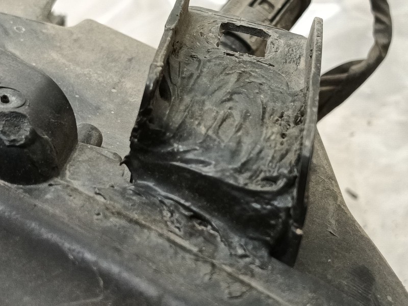 Recambio de faro derecho para bmw x5 (e53) 3.0 i referencia OEM IAM 63126930206  