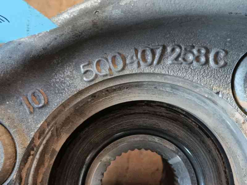 Recambio de mangueta delantera derecha para seat leon (5f1) 2.0 tdi referencia OEM IAM   