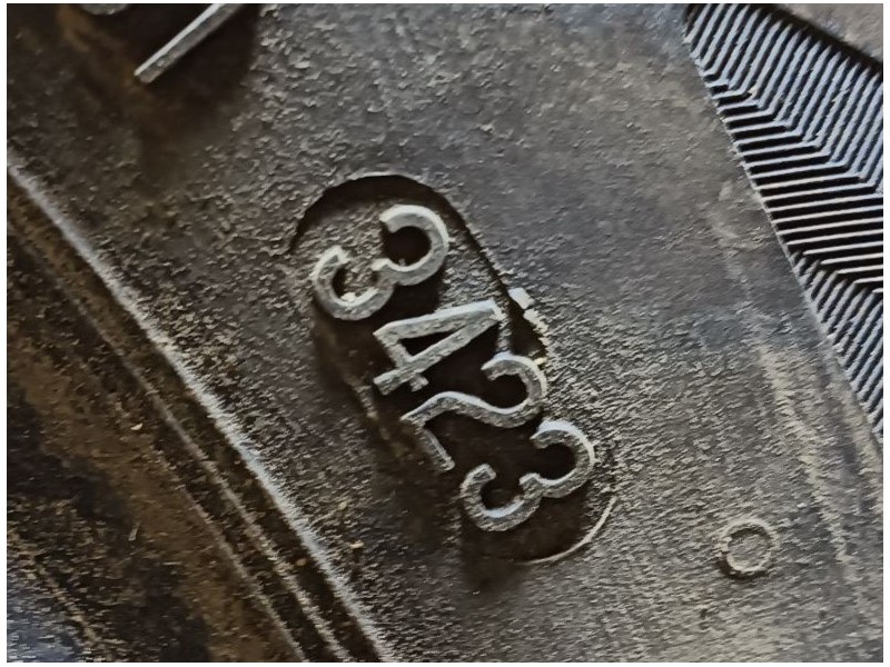 Recambio de neumatico para » otros... modelos referencia OEM IAM 205/60 R16 92H 2 CONTINENTAL