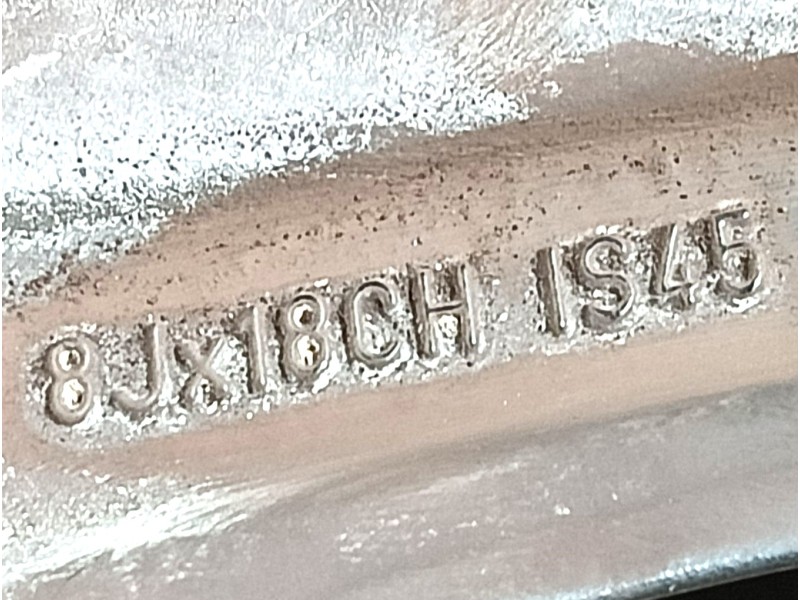 Recambio de llanta para land rover discovery sport (l550) 2.0 d referencia OEM IAM LR073534 IS45 8Jx18