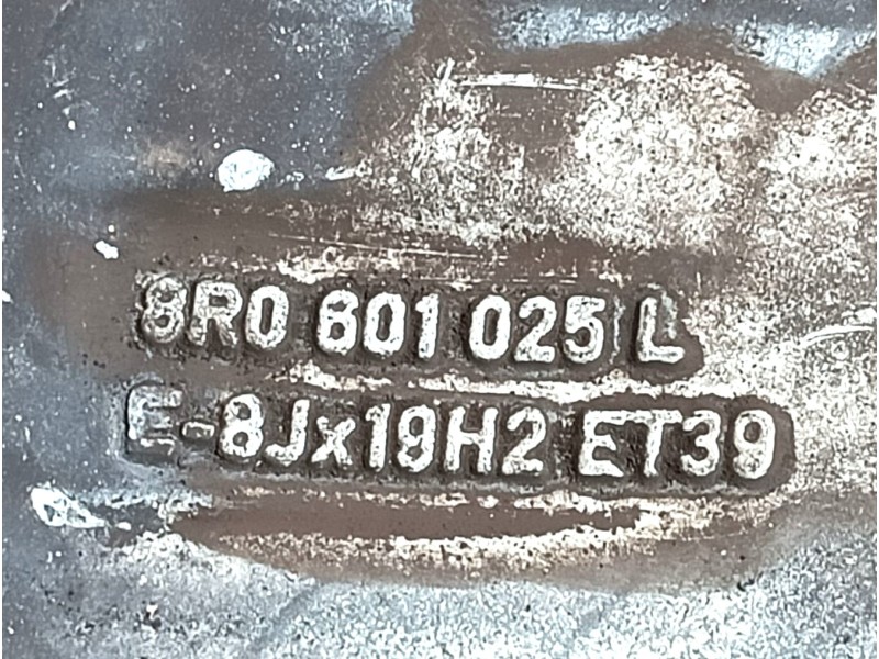 Recambio de llanta para audi q5 (8rb) 2.0 tdi quattro referencia OEM IAM 8R0601025L ET39 8Jx19