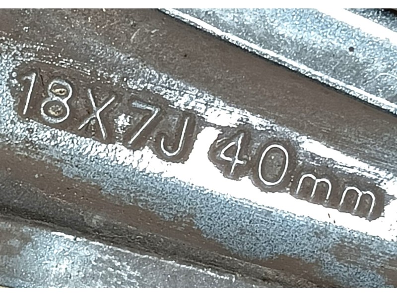 Recambio de llanta para nissan qashqai ii (j11, j11_) 1.5 dci referencia OEM IAM HV03BMB94 ET40 18x7J