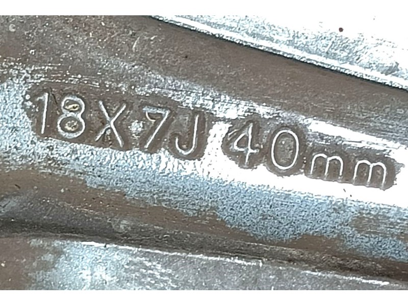 Recambio de llanta para nissan qashqai ii (j11, j11_) 1.5 dci referencia OEM IAM HV03BMB94 ET40 18x7J