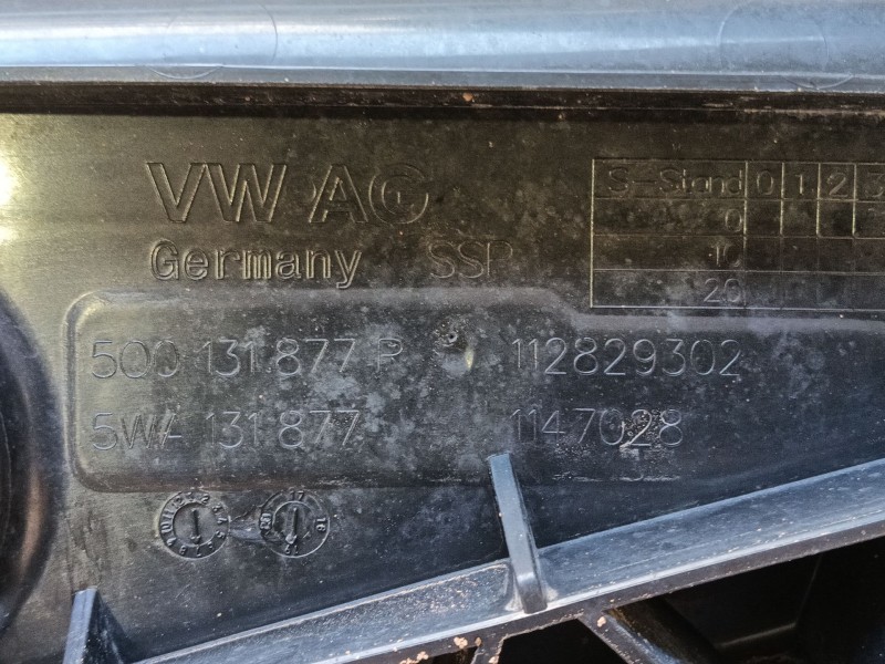 Recambio de deposito adblue para seat leon (5f1) 2.0 tdi referencia OEM IAM 5Q0131877P 500131331C 