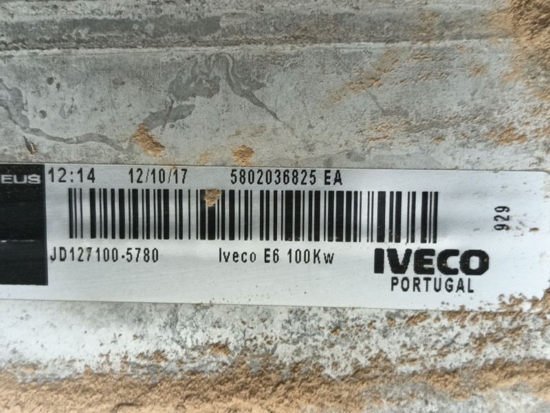 Recambio de intercooler para iveco daily vi furgoneta 33s16, 35s16, 35c16, 40c16, 50c16 referencia OEM IAM 5802036825 JD12710057