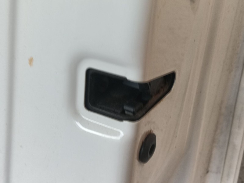 Recambio de puerta delantera derecha para audi q2 (gab, gag) 35 tfsi referencia OEM IAM 81A831052C  