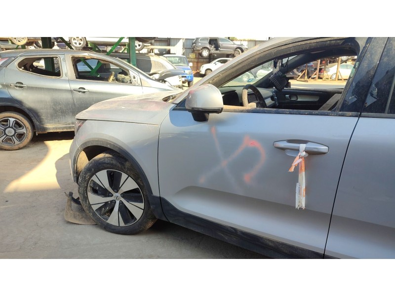 volvo xc40 (536) del año 2024