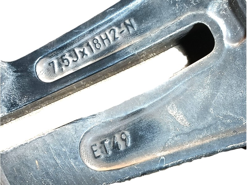 Recambio de llanta para mercedes-benz cla (c118) cla 180 (118.384) referencia OEM IAM A1774011500 ET49 7.5Jx18