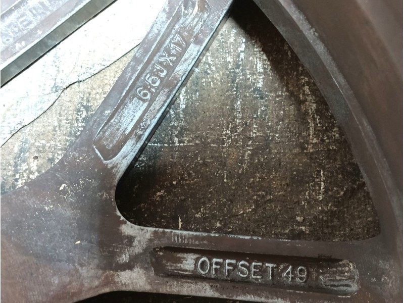 Recambio de llanta para kia stonic (yb) 1.0 t-gdi referencia OEM IAM  ET49 6.5Jx17