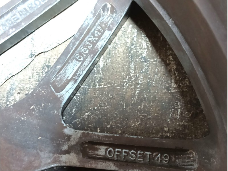 Recambio de llanta para kia stonic (yb) 1.0 t-gdi referencia OEM IAM  ET49 6.5Jx17