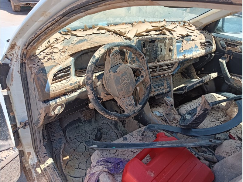 volkswagen t-roc (a11, d11) del año 2023