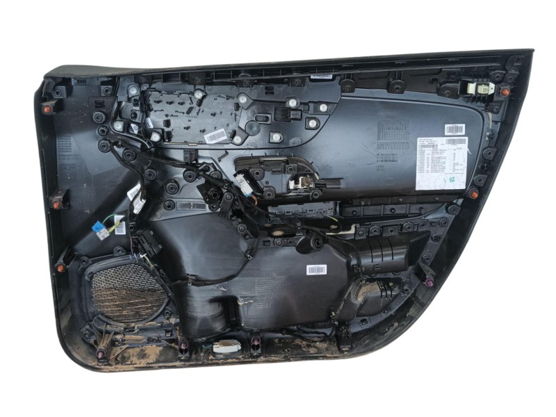 Recambio de guarnecido puerta delantera izquierda para mercedes-benz cla (c118) cla 180 (118.384) referencia OEM IAM  A118720910