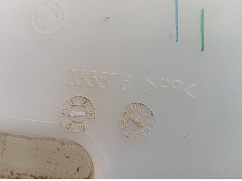 Recambio de deposito limpia para bmw 1 (f20) 118 i referencia OEM IAM   