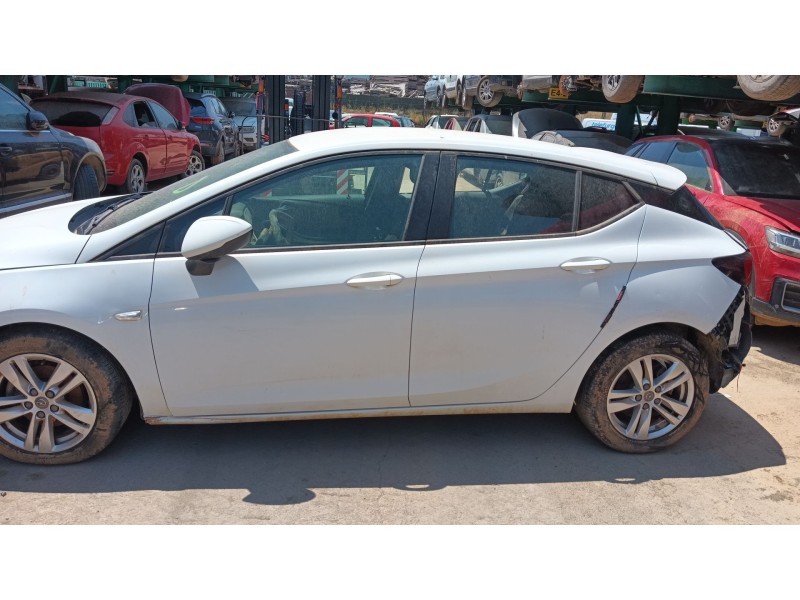 opel astra k (b16) del año 2019