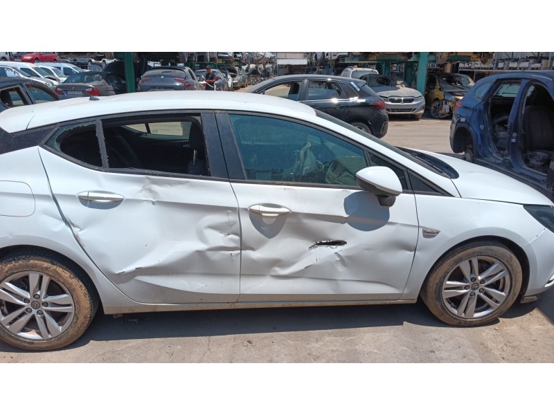 opel astra k (b16) del año 2019