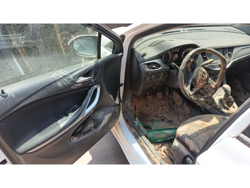 opel astra k (b16) del año 2019