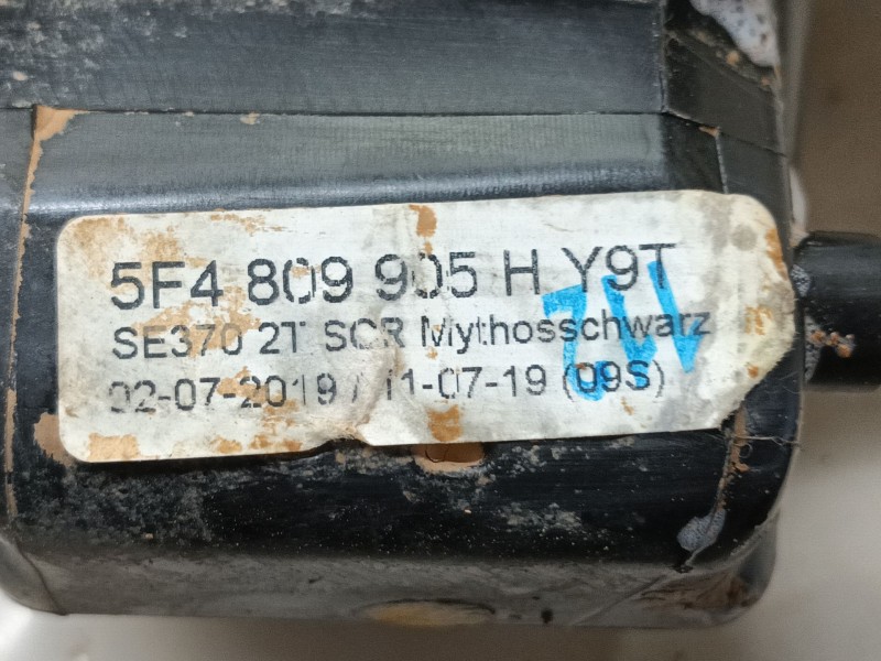 Recambio de tapa exterior combustible para seat leon (5f1) 2.0 tdi referencia OEM IAM 5F4809905HGRU  