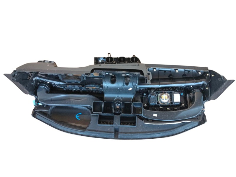 Recambio de salpicadero para mercedes-benz cla (c118) cla 180 (118.384) referencia OEM IAM   