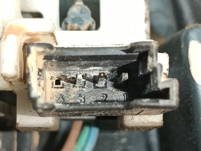 Recambio de piloto trasero izquierdo interior para bmw 1 (f20) 118 i referencia OEM IAM 63217359019 7359019 