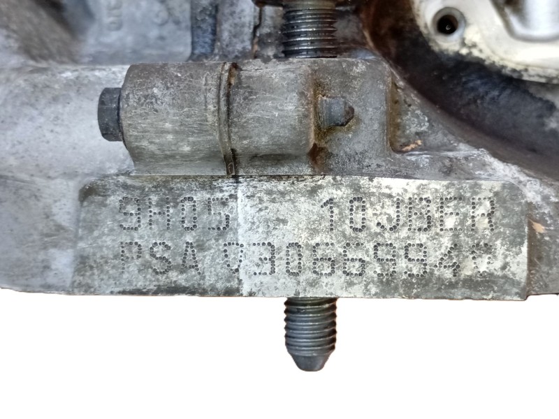 Recambio de bloque para peugeot 3008 i monospace (0u_) 1.6 hdi referencia OEM IAM   