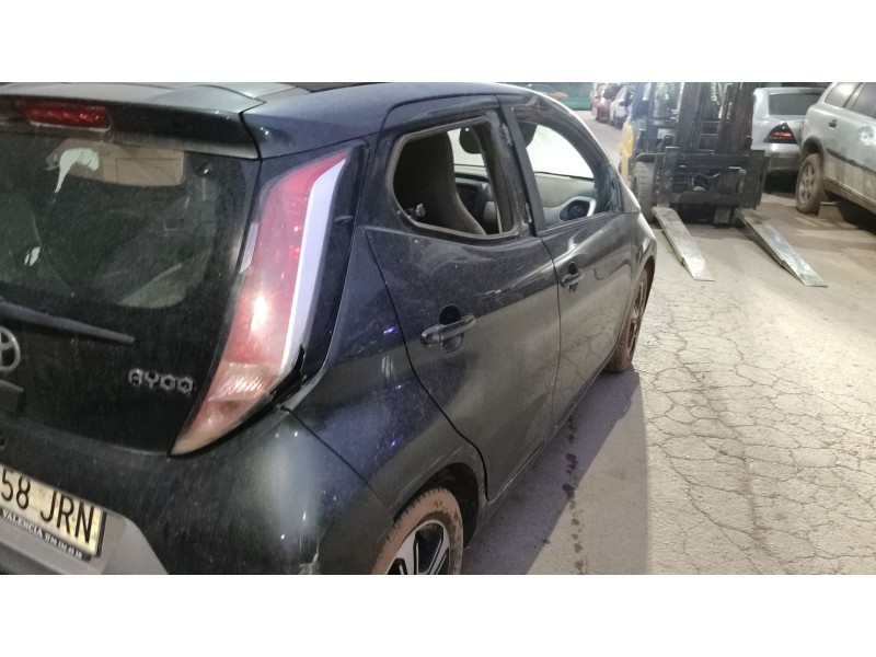 toyota aygo (_b4_) del año 2016