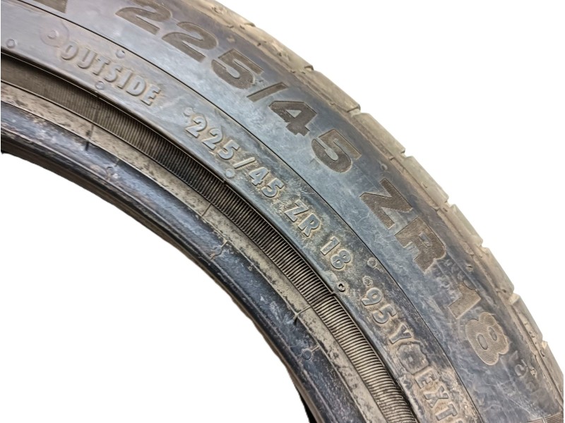 Recambio de neumatico para » otros... modelos referencia OEM IAM 225/45 ZR18 95Y 2 CONTINENTAL
